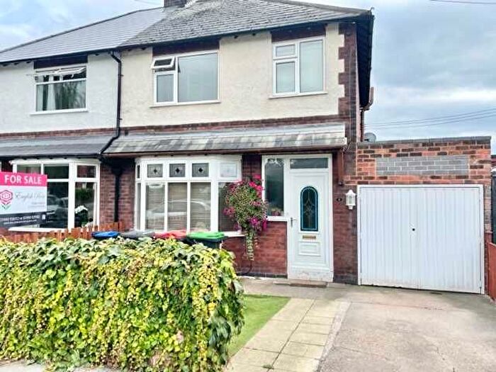 3 Bedroom Semi-Detached House For Sale In Orchard Road, Kirkby, NG17