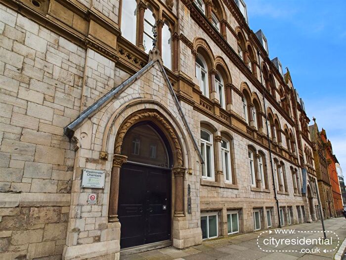 3 Bedroom Flat To Rent In Crosshall Street, Liverpool, L1