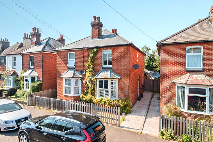 3 Bedroom Semi-Detached House For Sale In George Road, Godalming, GU7