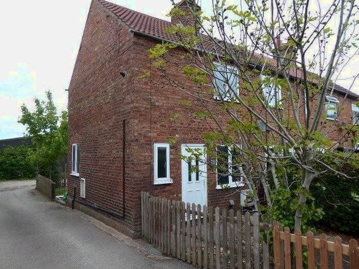 2 Bedroom End Of Terrace House To Rent In Eastfield Road, Louth, LN11