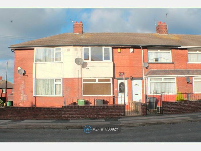 2 Bedroom Semi-Detached House To Rent In Nancroft Terrace, Leeds, LS12
