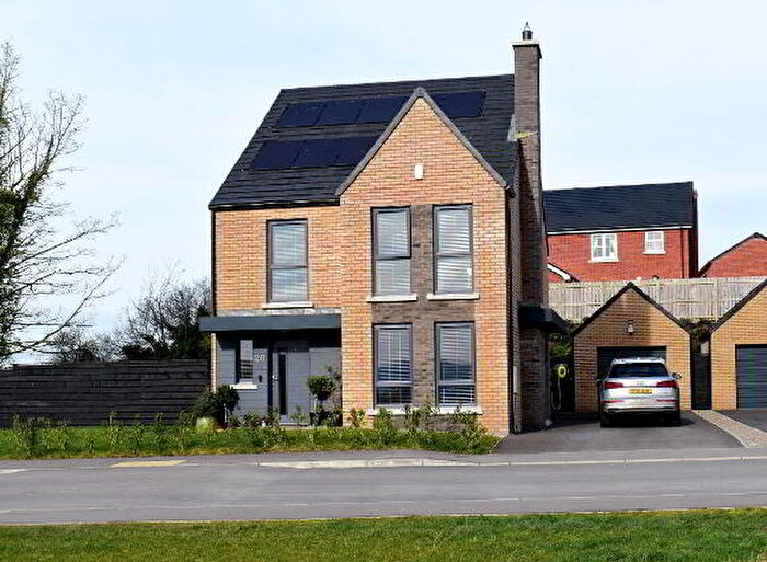 4 Bedroom Detached House For Sale In Moira Gate, Moira, BT67