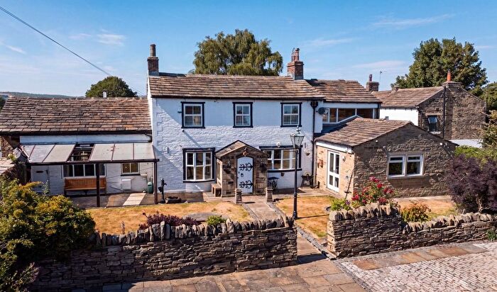 2 Bedroom End Of Terrace House For Sale In Westfield Lane, Idle, Bradford, West Yorkshire, BD10