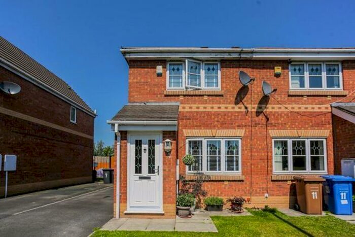 2 Bedroom Semi-Detached House To Rent In Chendre Close, Salford, Greater Manchester, M27