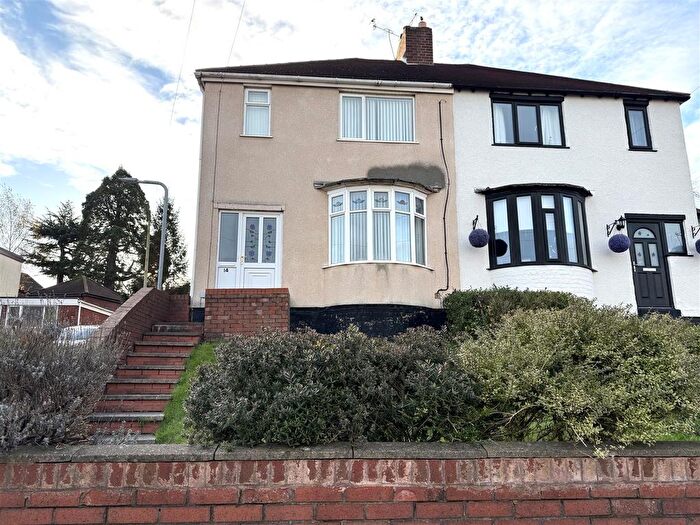 3 Bedroom Semi Detached House For Sale In Hagley Road, Rugeley, WS15