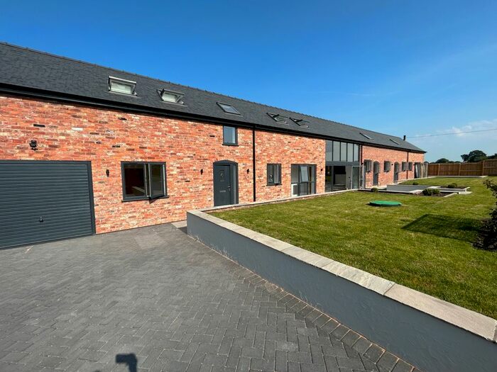 4 Bedroom Detached House For Sale In Dog Lane, Malpas, SY14