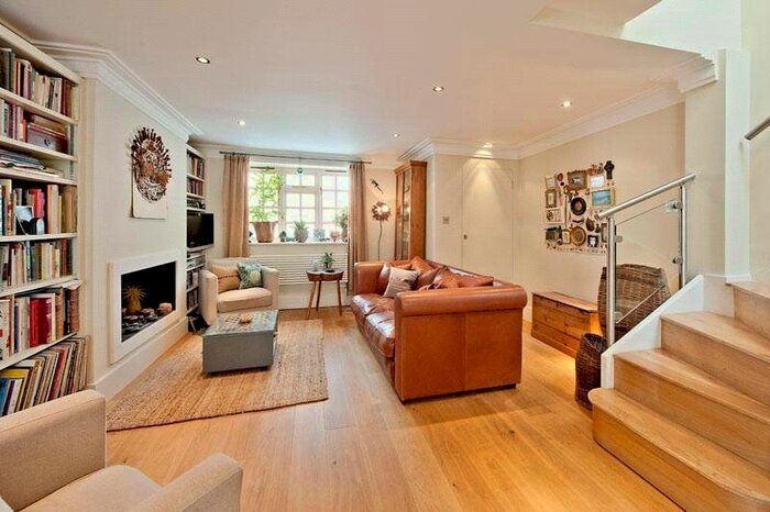 2 Bedroom Terraced House To Rent In Kenway Road, Kensington, London, SW5