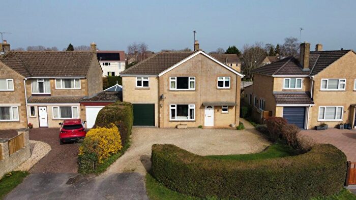 4 Bedroom Detached House For Sale In Hambidge Lane, Lechlade, Gloucestershire, GL7