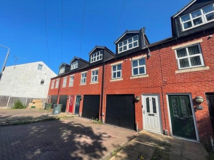2 Bedroom Town House For Sale In Godfrey Street, Netherfield, NG4