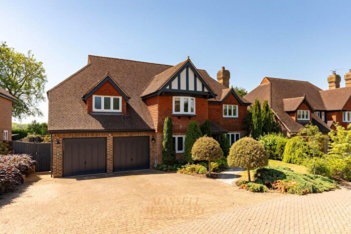 5 Bedroom Detached House For Sale In Holtye Place, East Grinstead, RH19