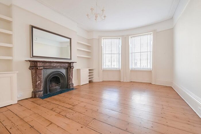 2 Bedroom Flat To Rent In Brunswick Place Hove, BN3