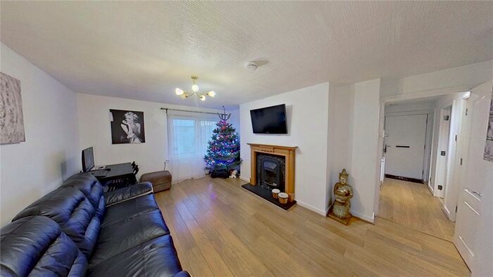 2 Bedroom Flat To Rent In Muirhouse Park, Edinburgh, EH4