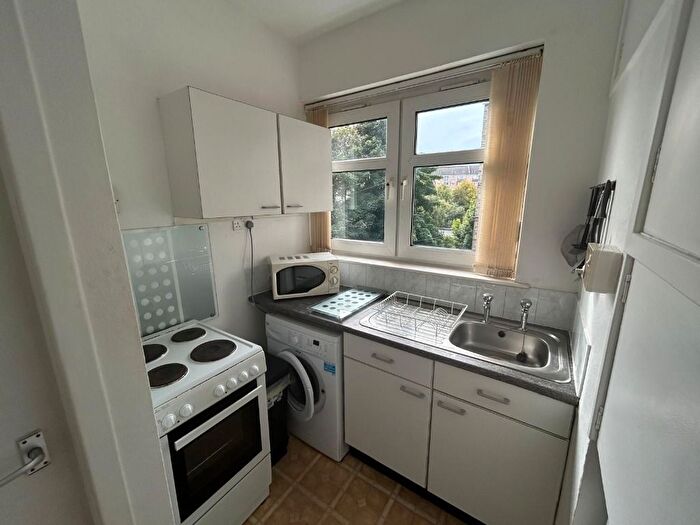 1 Bedroom Flat To Rent In Union Grove, West End, Aberdeen, AB10