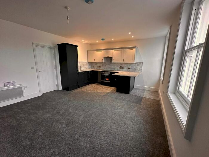 1 Bedroom Flat To Rent In Spa Road, Gloucester, GL1