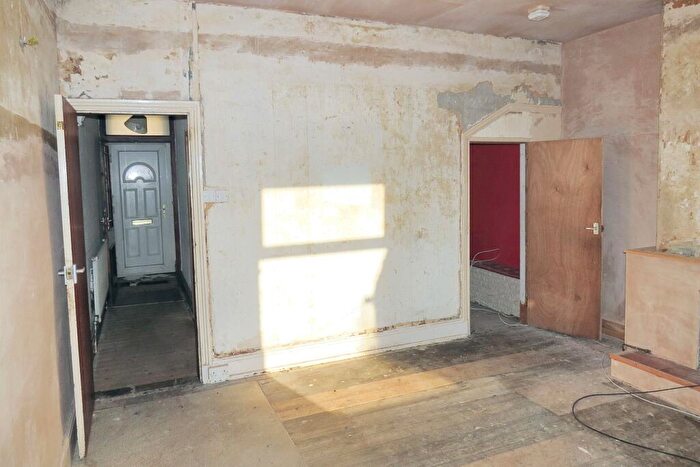 2 Bedroom Terraced House For Sale In Brunshaw Road, Burnley, Lancashire, BB10