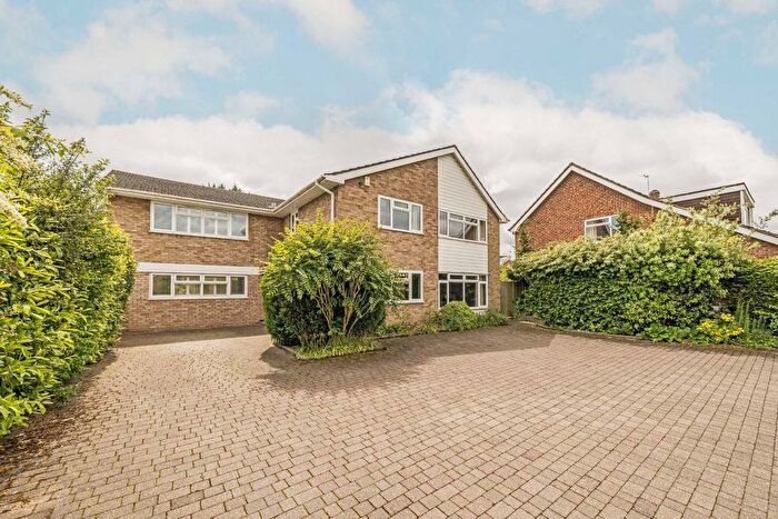 5 Bedroom Property To Rent In Church Meadow, Long Ditton, Surbiton, KT6