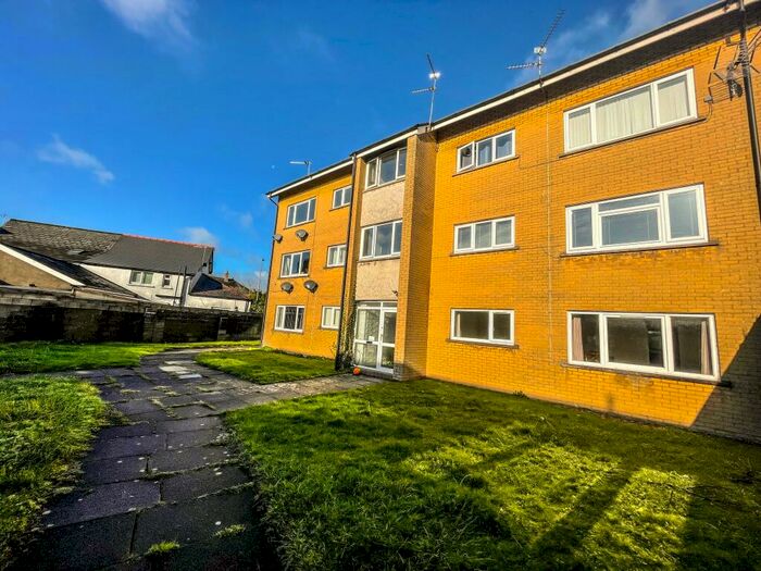2 Bedroom Apartment To Rent In Trewartha Court, Whitchurch, Cardiff, CF14