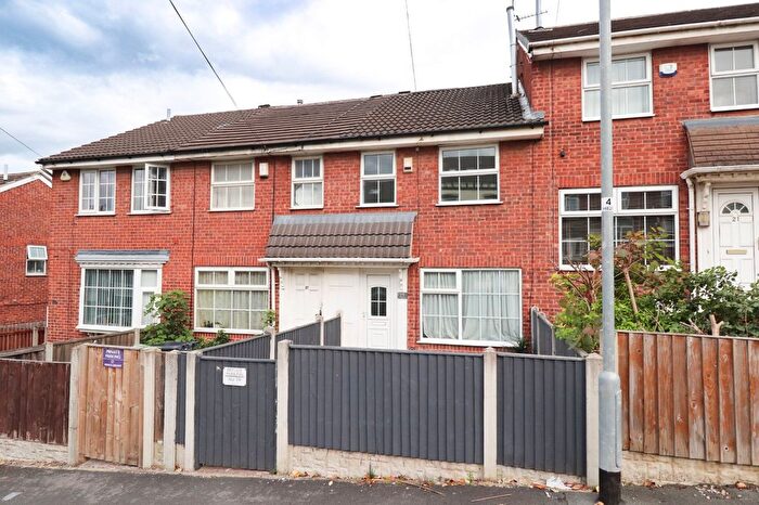 3 Bedroom Terraced House To Rent In Highfield Crescent, Leeds, West Yorkshire, LS12