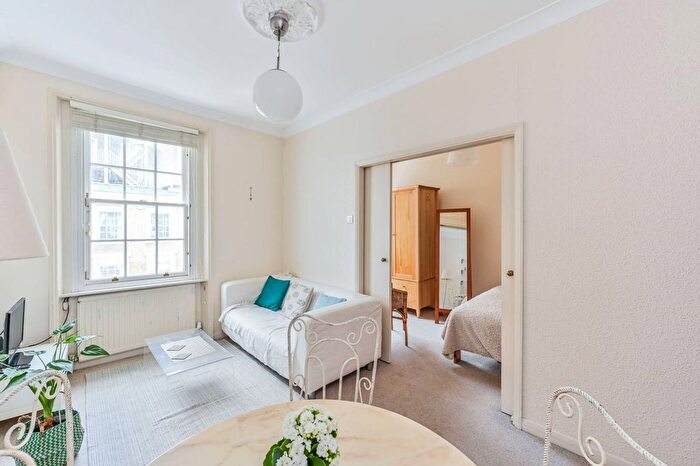 1 Bedroom Flat For Sale In Denbigh Street, Pimlico, London, SW1V
