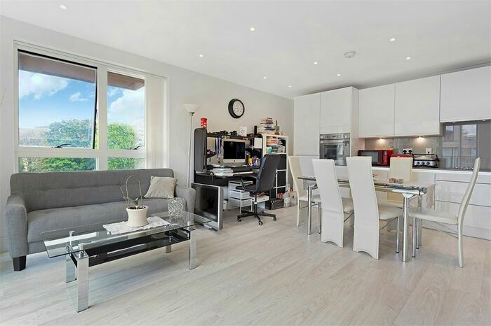 2 Bedroom Flat To Rent In Bodiam Court, Riverside Drive, Royal Waterside, NW10