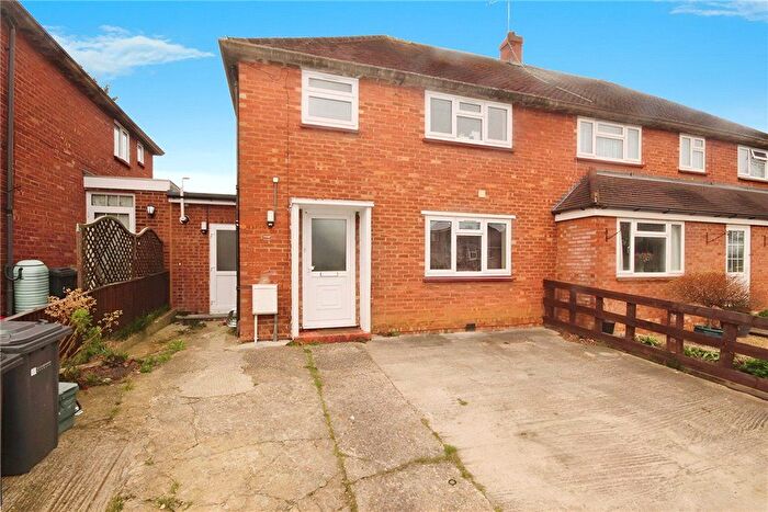 7 Bedroom Semi-Detached House To Rent In Raymond Crescent, Guildford, Surrey, GU2