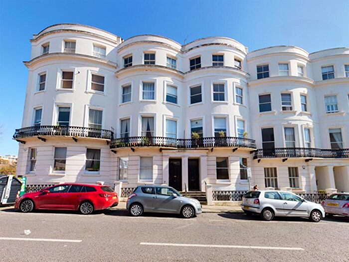Studio To Rent In Lansdowne Place, Hove, BN3