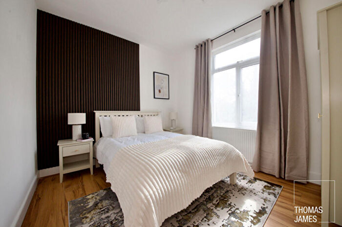 1 Bedroom Flat To Rent In Sidney Avenue, London, N13