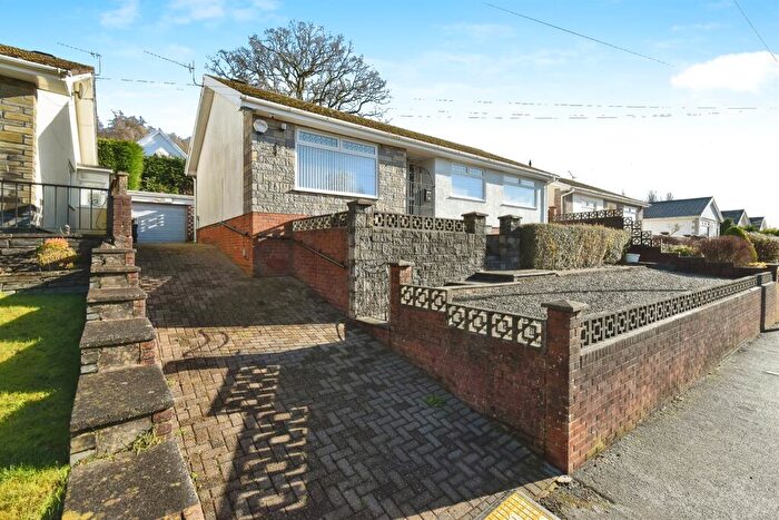 3 Bedroom Detached Bungalow For Sale In Lakeside Gardens, Merthyr Tydfil, CF48