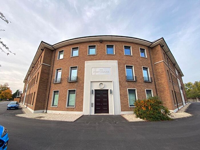 1 Bedroom Flat To Rent In Eastern Avenue, The Post House Eastern Avenue, GL4