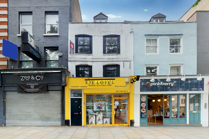 3 Bedroom Flat To Rent In Upper Street, London, N1