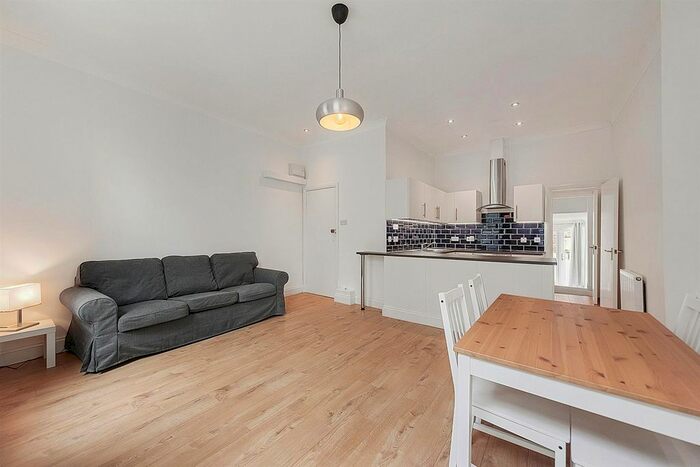 1 Bedroom Flat To Rent In Brixton Road, London, SW9