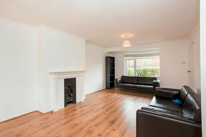 3 Bedroom Detached House To Rent In Ravenscroft, Storrington, Pulborough, West Sussex, RH20