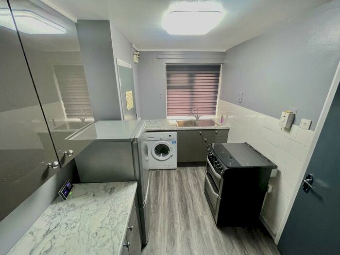 1 Bedroom Flat To Rent In Woolwich Dockyard, SE18