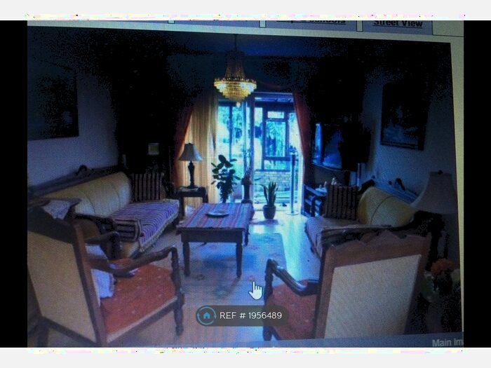 2 Bedroom Bungalow To Rent In Lowermardyke Avenue, Rainham, Essex, RM13