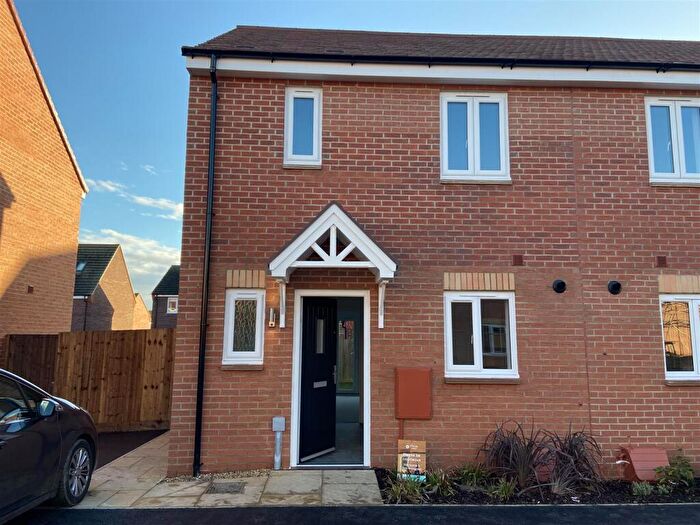 2 Bedroom House To Rent In Towcester Court, Bourne, PE10