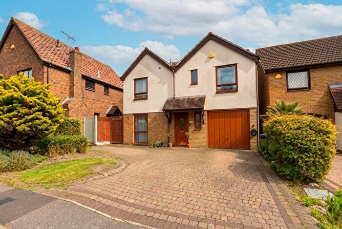 5 Bedroom Detached House For Sale In Anchor Reach, South Woodham Ferrers, CM3