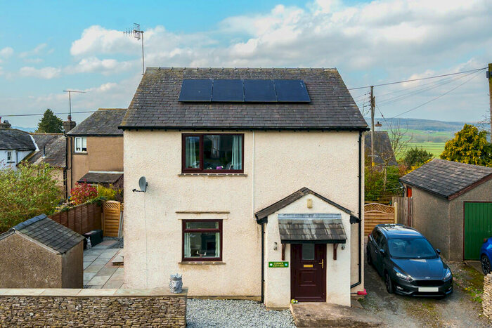 2 Bedroom Detached House For Sale In Corner Cottage, Beathwaite Close, Levens, LA8