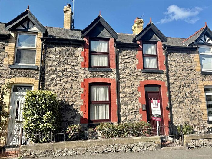 3 Bedroom Terraced House For Sale In Water Street, Abergele, LL22