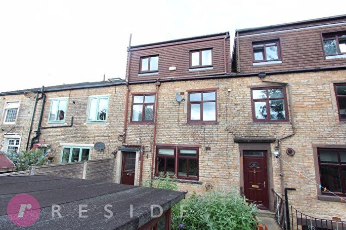 2 Bedroom Terraced House For Sale In Poplar Avenue, Meanwood, Rochdale, OL12