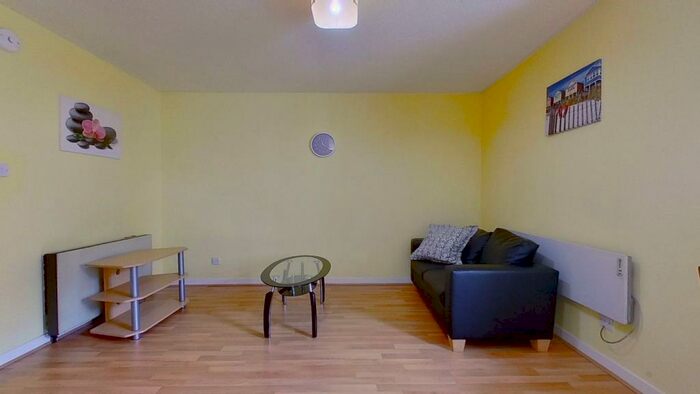 1 Bedroom Flat To Rent In Dorset Square, Glasgow, G3