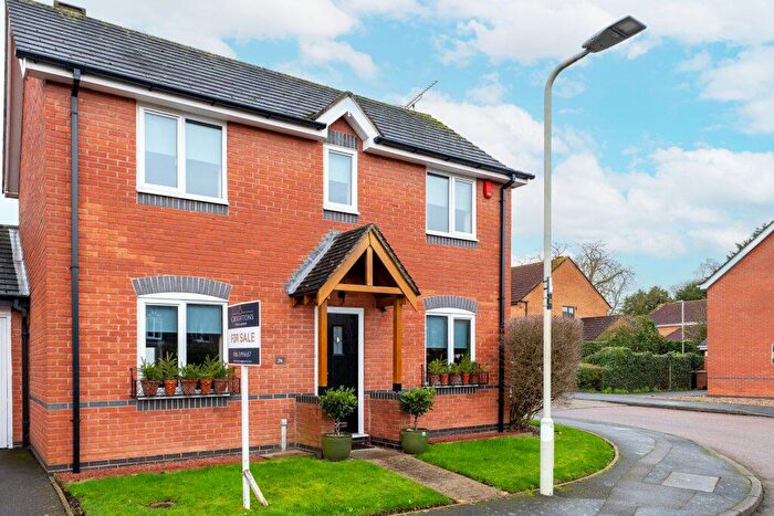 3 Bedroom Link Detached House For Sale In Heron Close, Mountsorrel, LE12