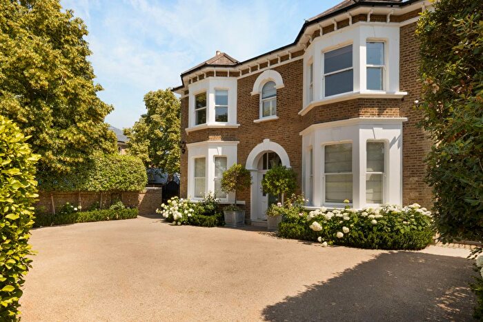 6 Bedroom Property For Sale In Kew Road, Richmond, South West London, TW9