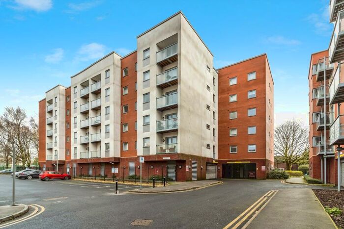 2 Bedroom Apartment To Rent In Elmira Way, Salford, Greater Manchester, M5