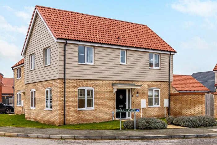 3 Bedroom Semi-Detached House For Sale In Morris Close, Donington, PE11