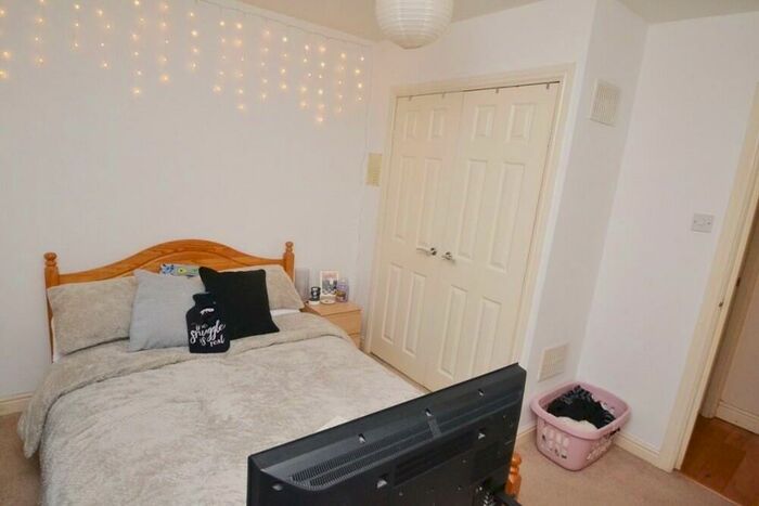 3 Bedroom Flat To Rent In Brunswick Road, Withington, Manchester, M20