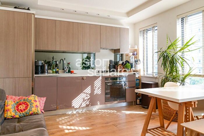 1 Bedroom Flat To Rent In Pentonville Road, London, N1