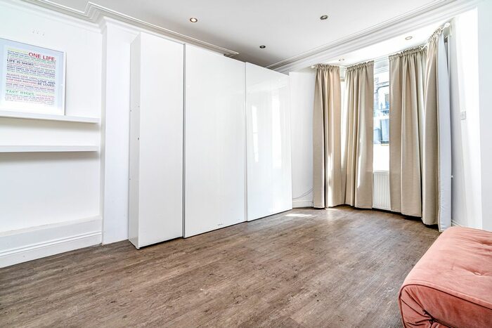 Studio To Rent In Aberdeen Road, Highbury, London, N5