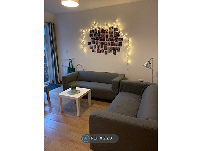 6 Bedroom End Of Terrace House To Rent In Brailsford Road, Manchester, M14