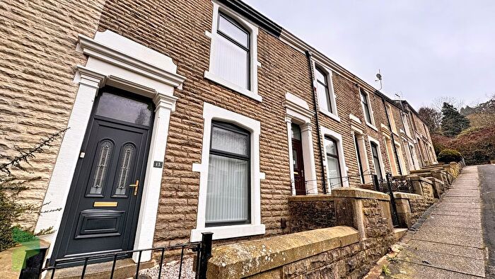 4 Bedroom Terraced House For Sale In Barley Bank Street, Darwen, BB3