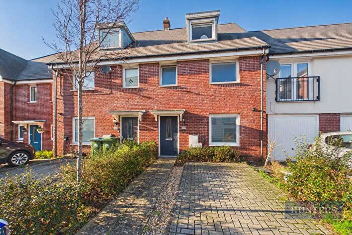4 Bedroom Town House For Sale In Colby Street, Southampton, SO16